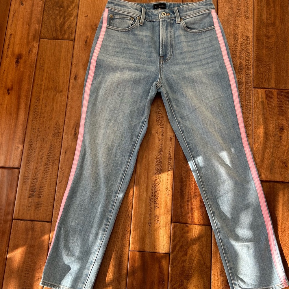 Talbots Modern Ankle Jeans with Pink Stripe size 4